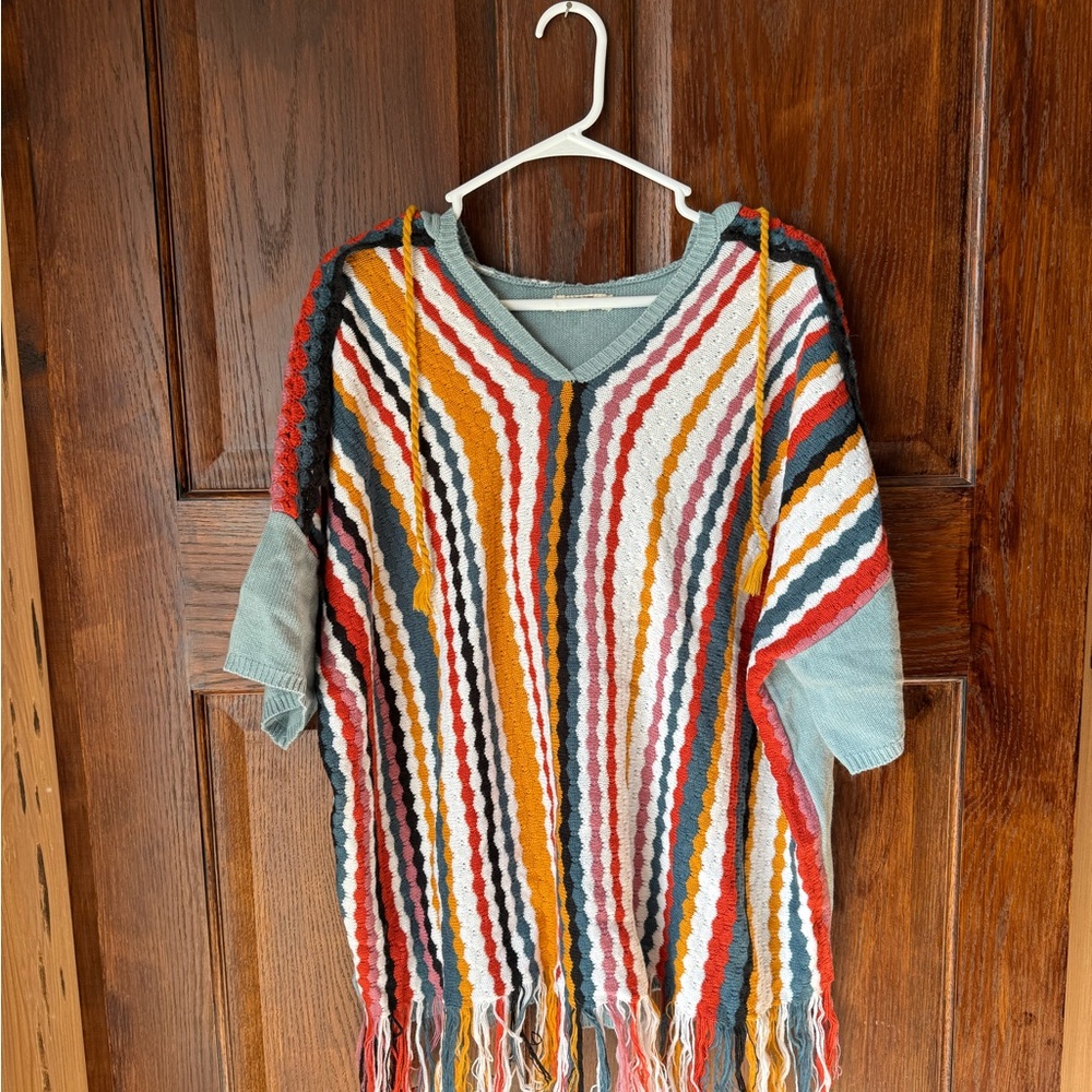 Gimmicks by BKE Blue and Red Knit Poncho